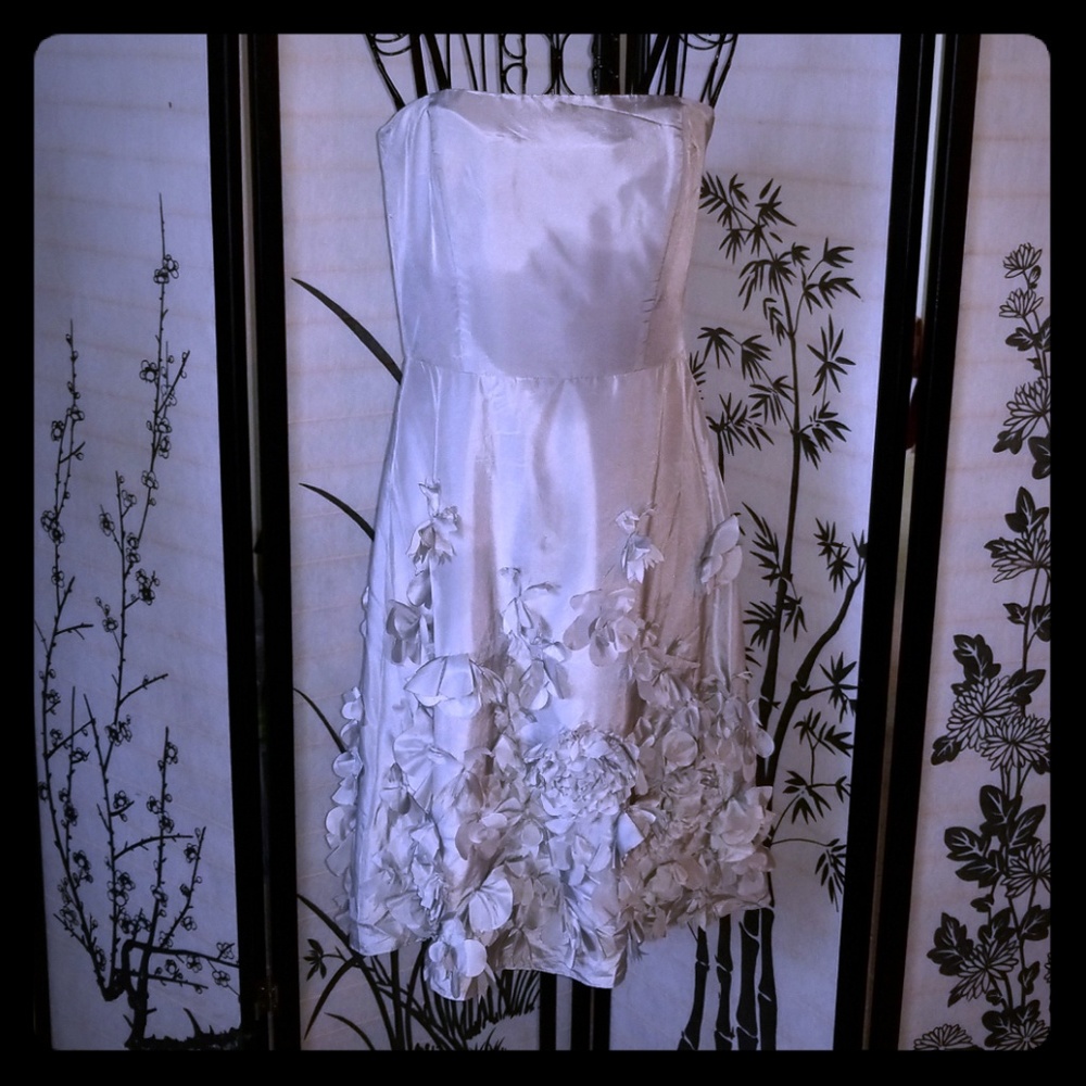 💃*2/$30*👗 Silver strapless silk dress